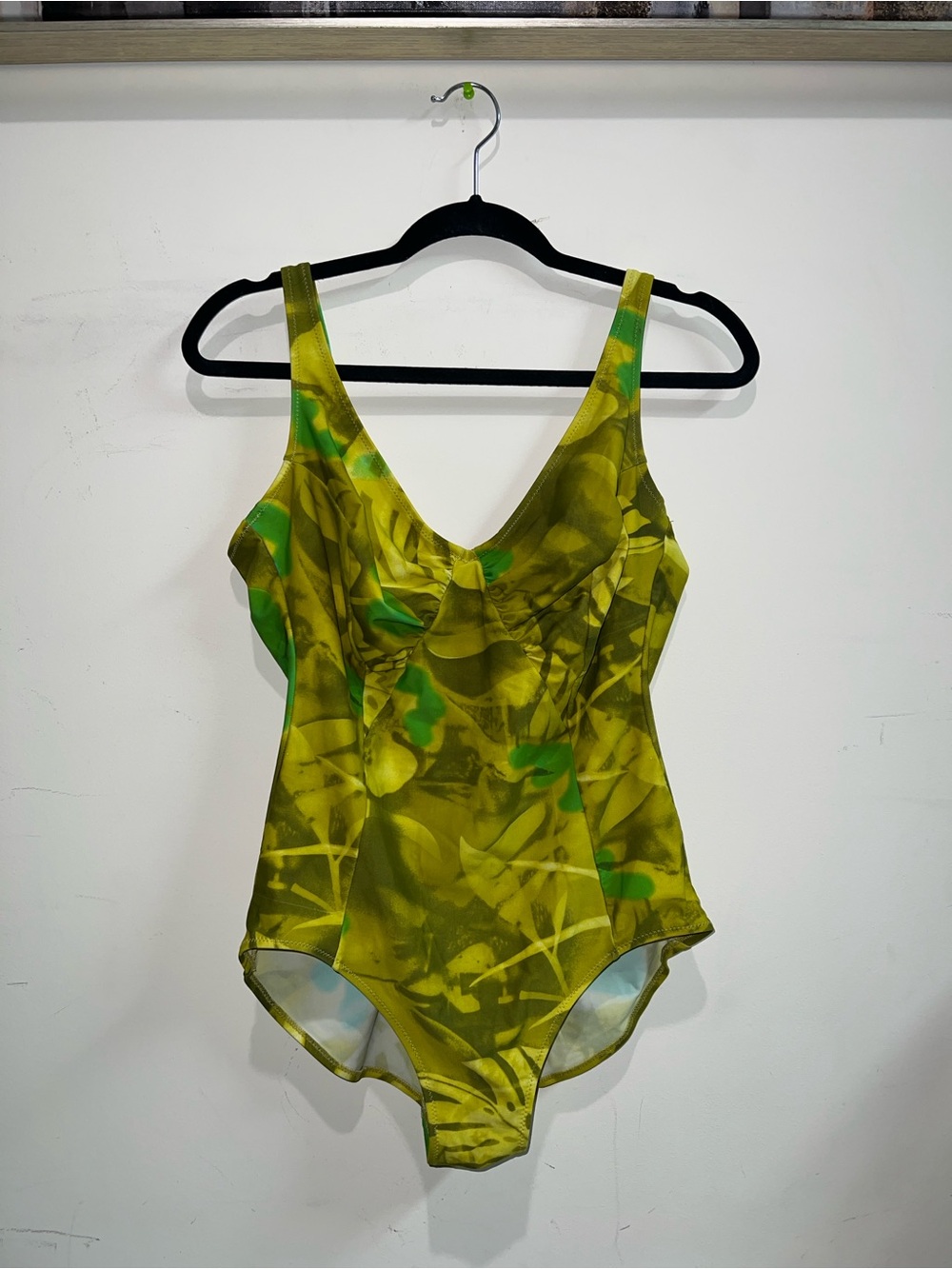 Green Leaves and Clovers Printed One-Piece Plus Size Swimsuit